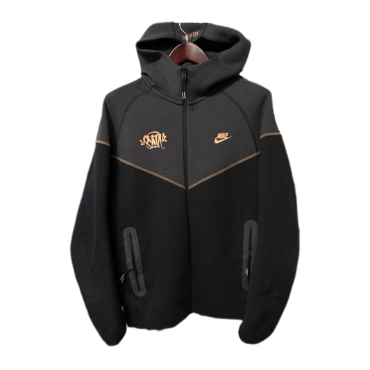 Nike Sportswear x Central Cee Syna World Tech Fleece Black